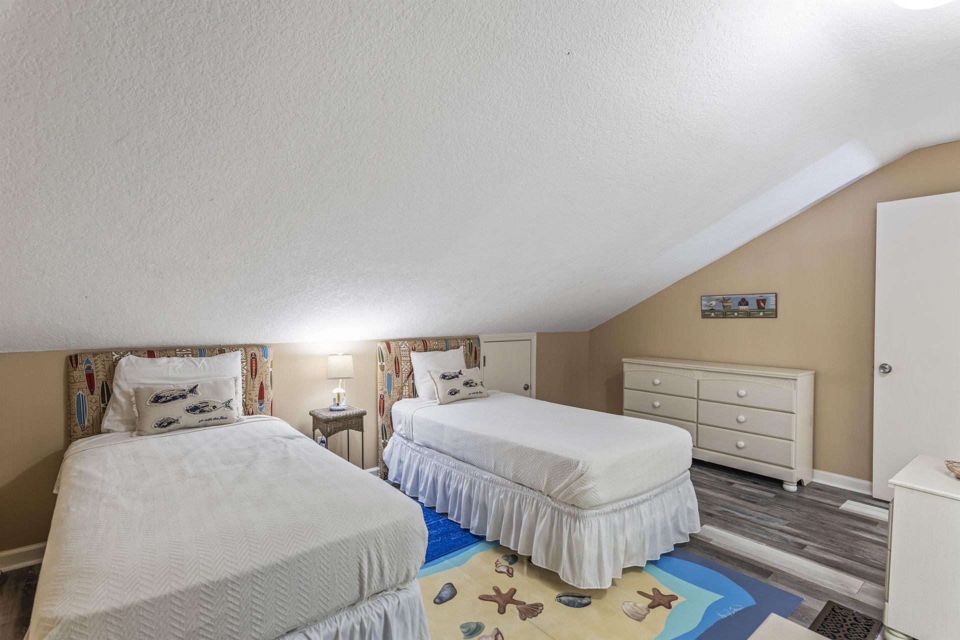 Coral Reef Club 40 18