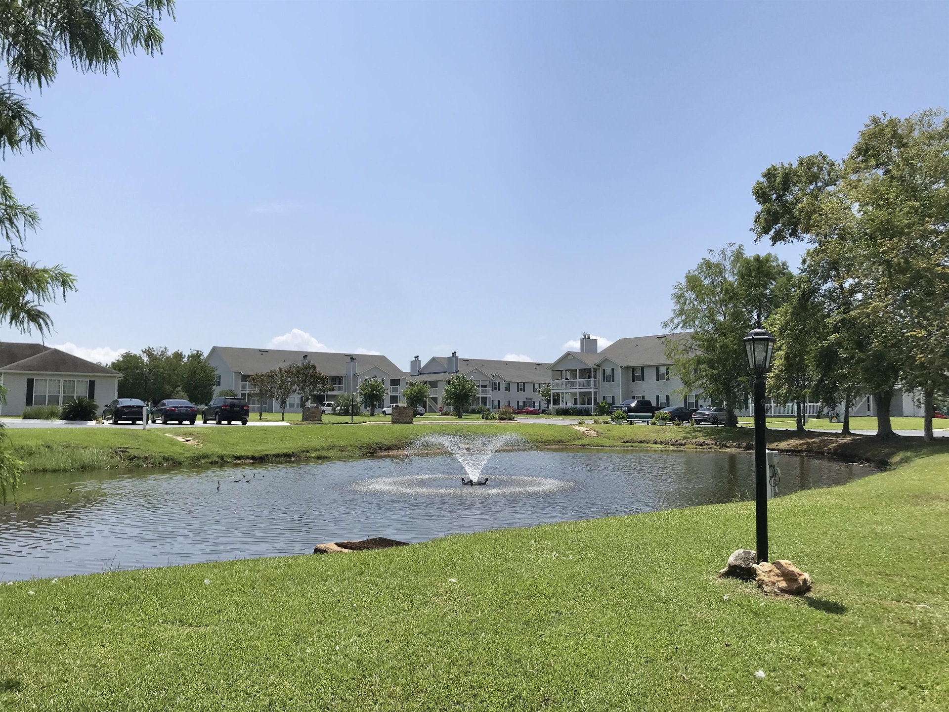 Colony Club N8 33