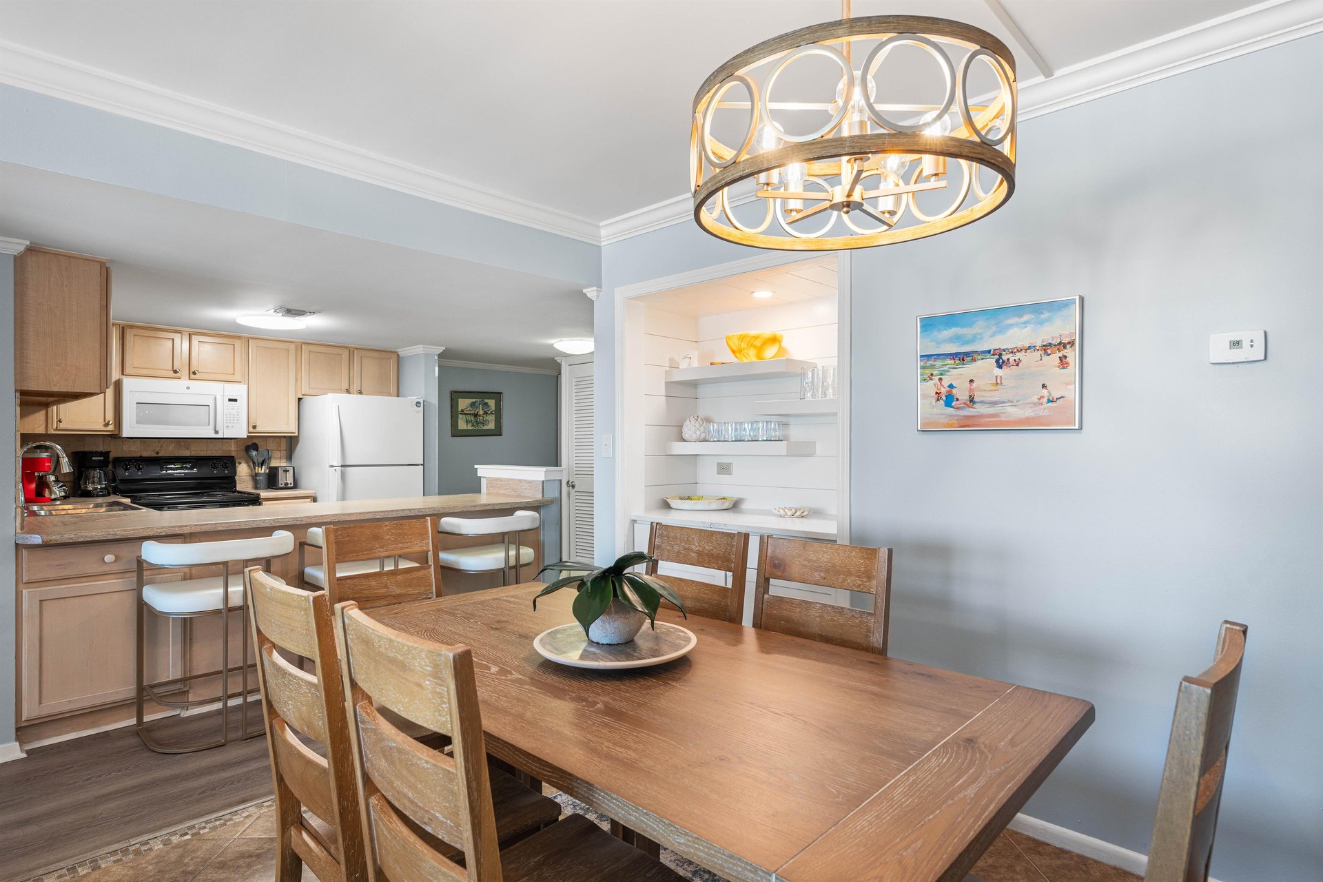 HSRC Dining Area Seating For Six