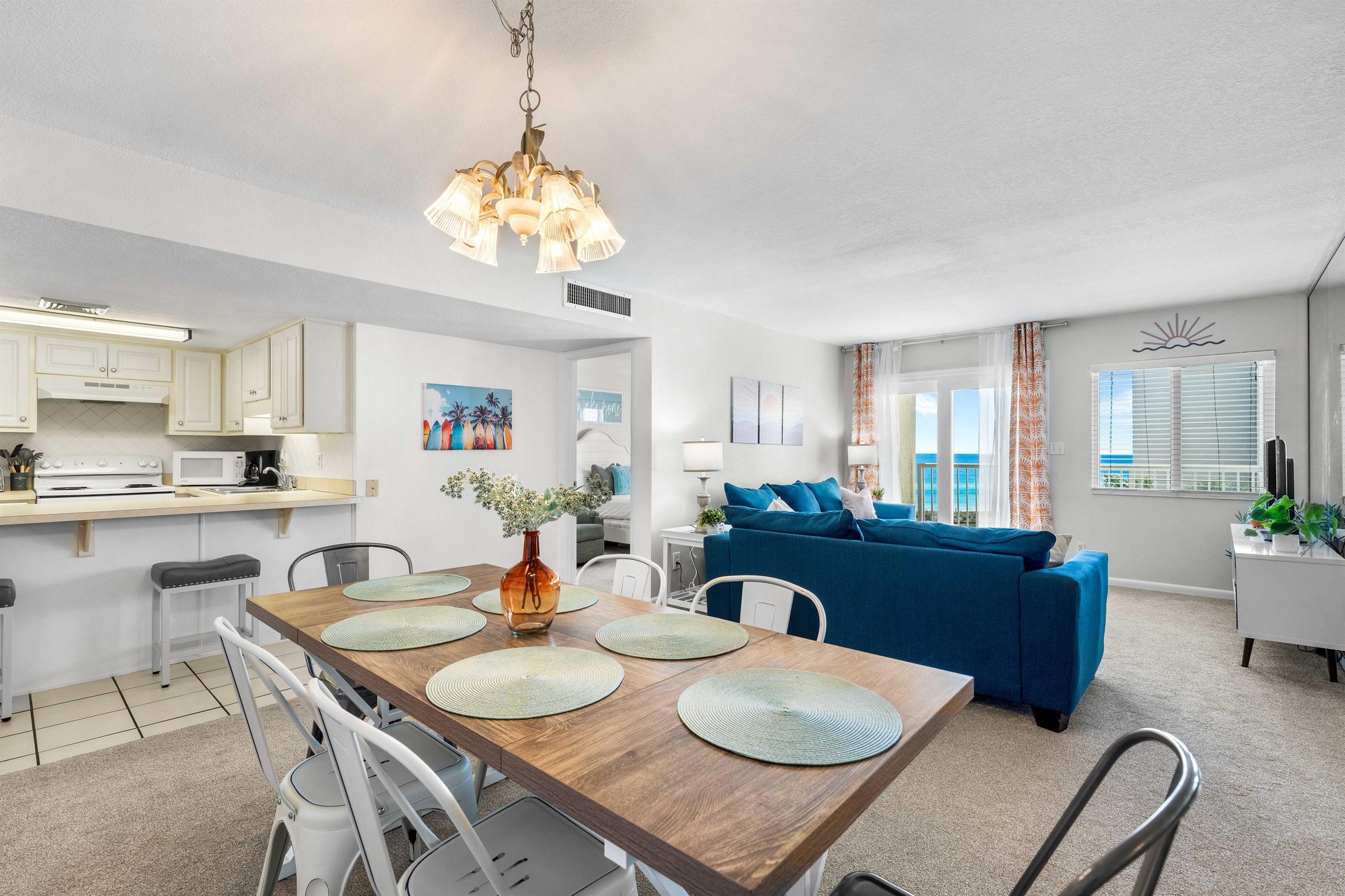 HSRC DiningLiving Area