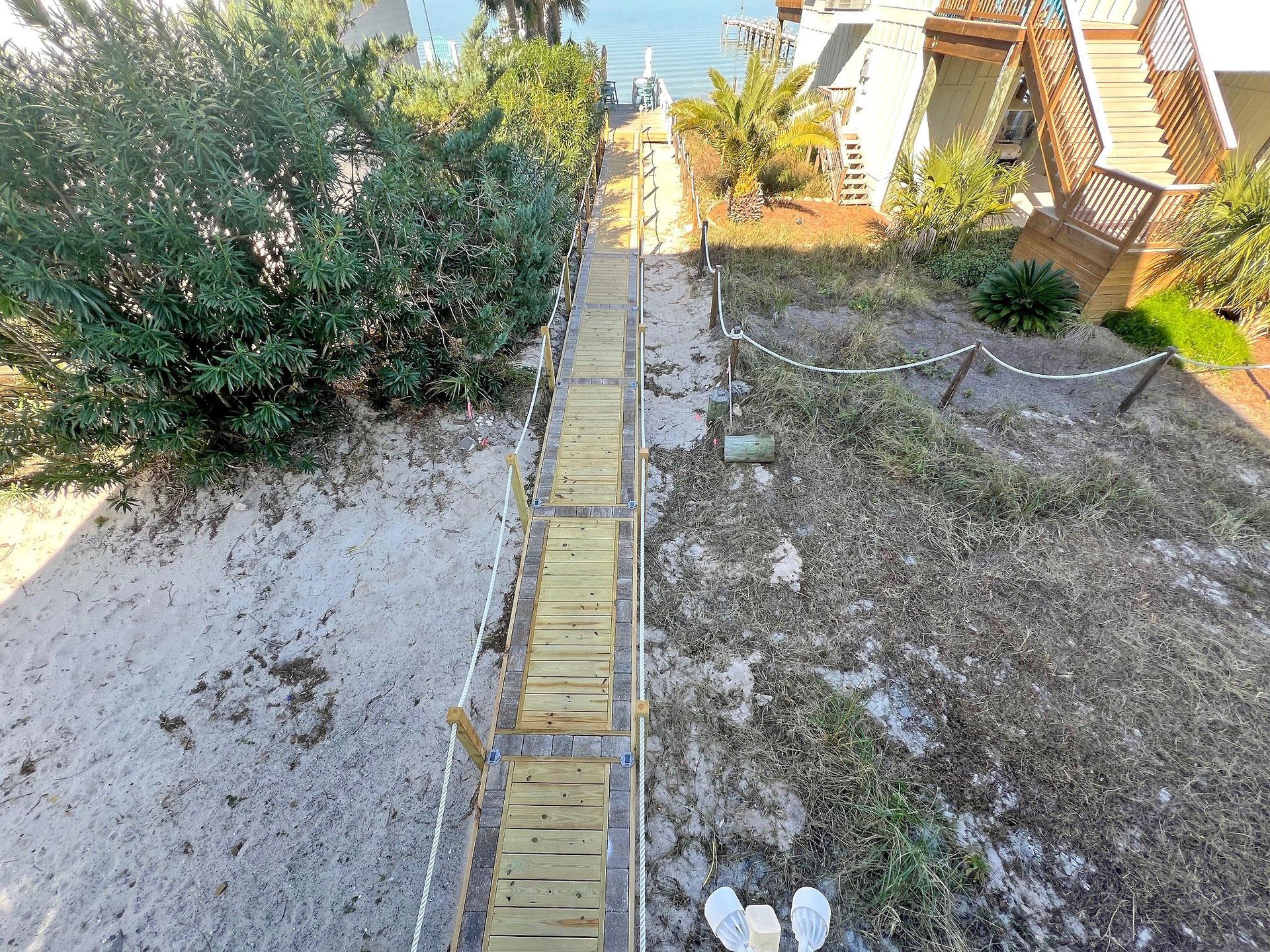 505861
