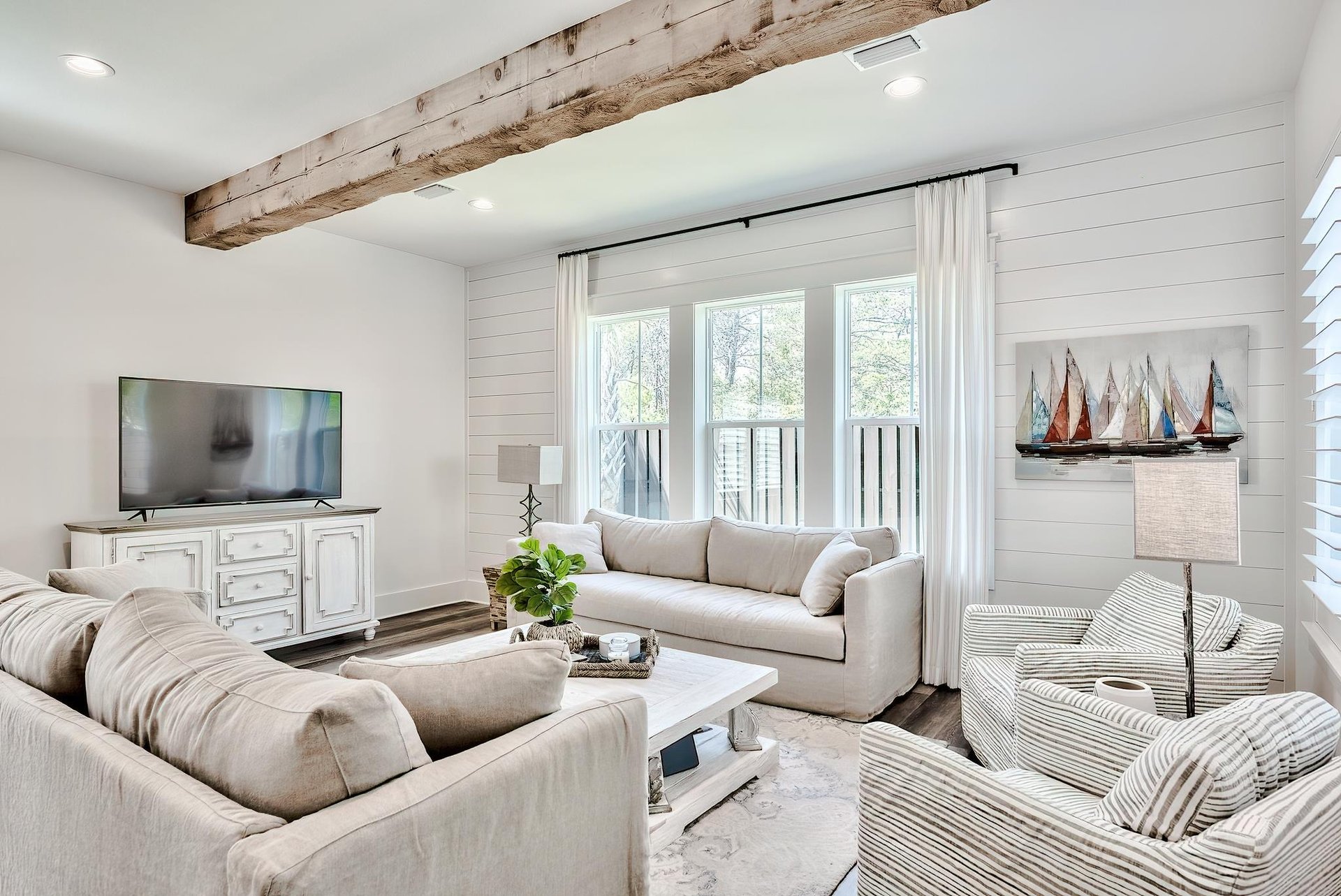 Carefree Cottage 4
