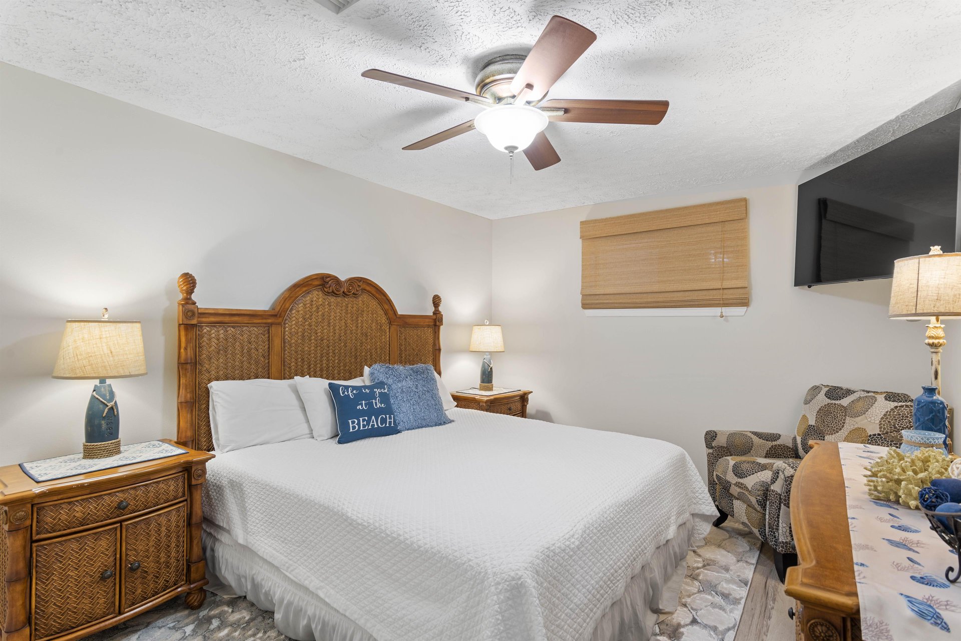 Coral Reef Club 47 12