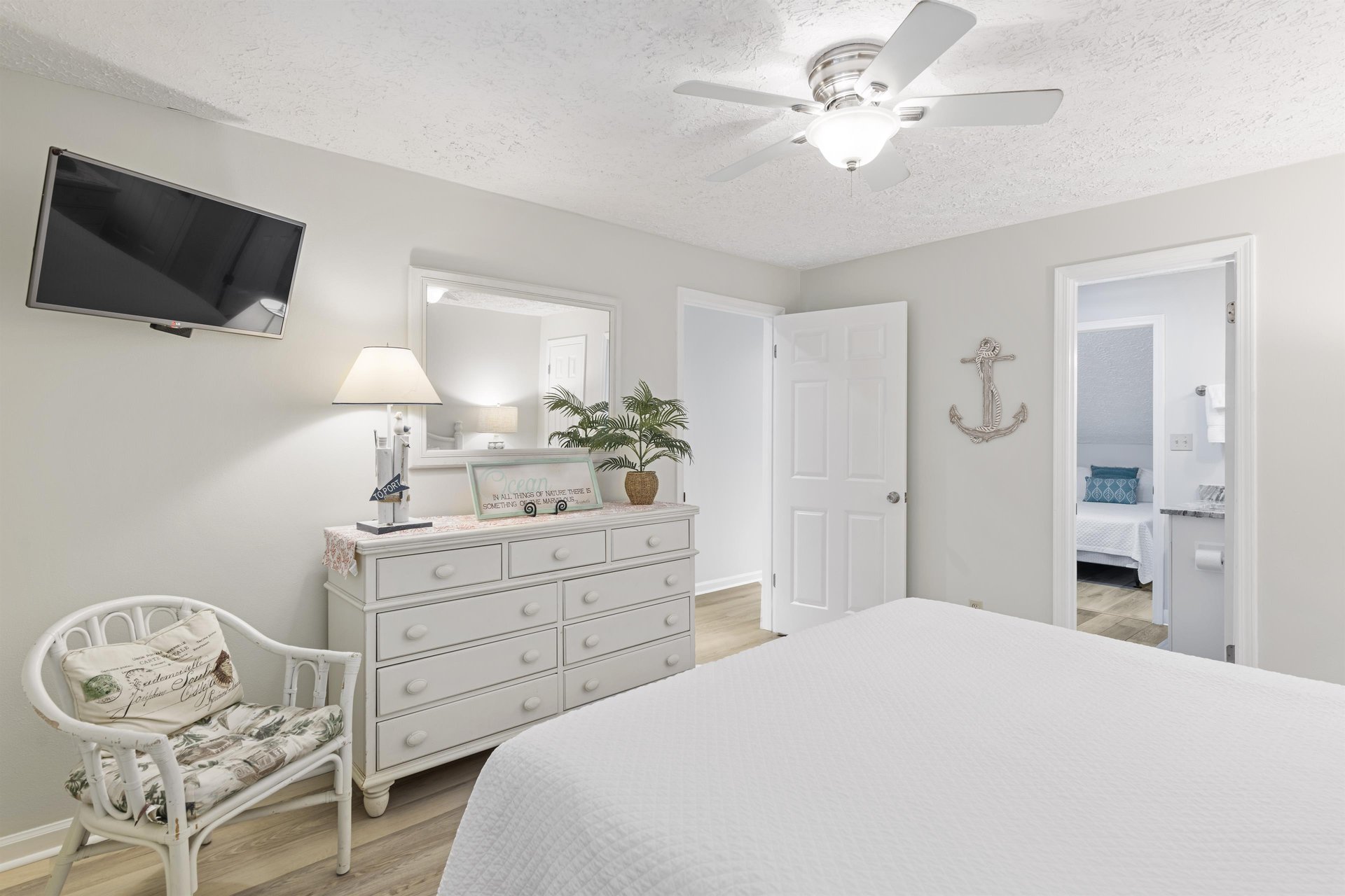 Coral Reef Club 47 17