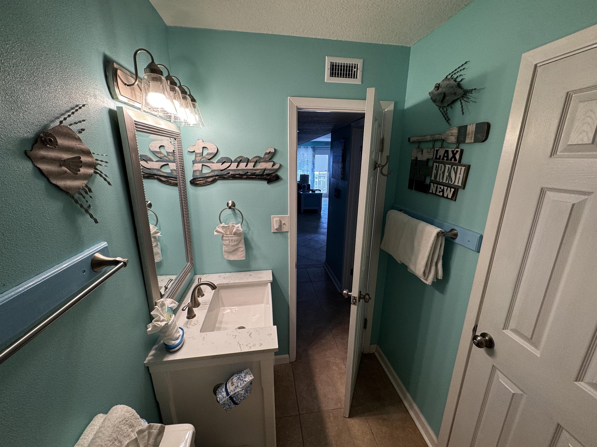 HSRC Guest Bathroom With TubShower Combo