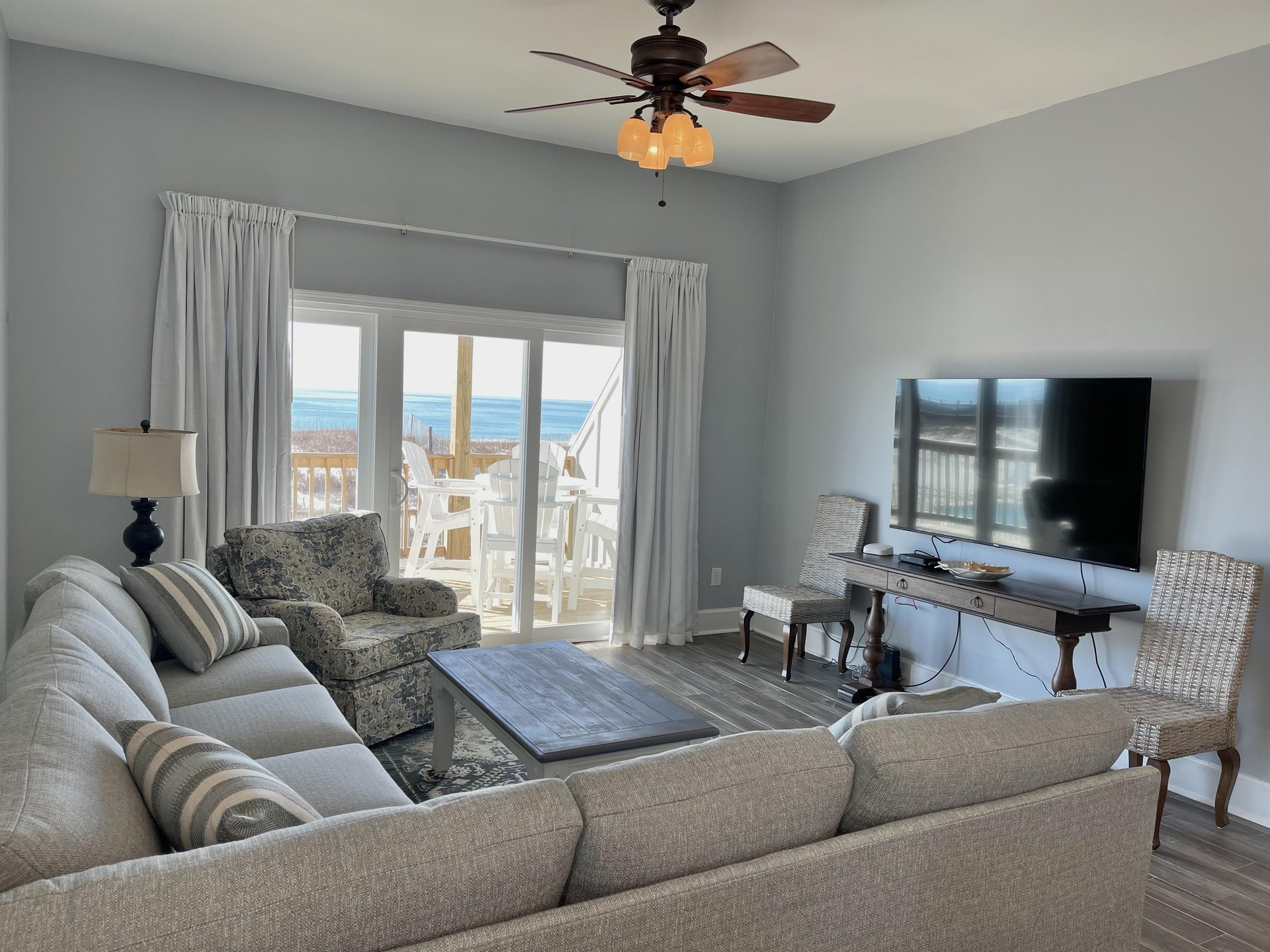 Hypnautic East  Pet Friendly 5