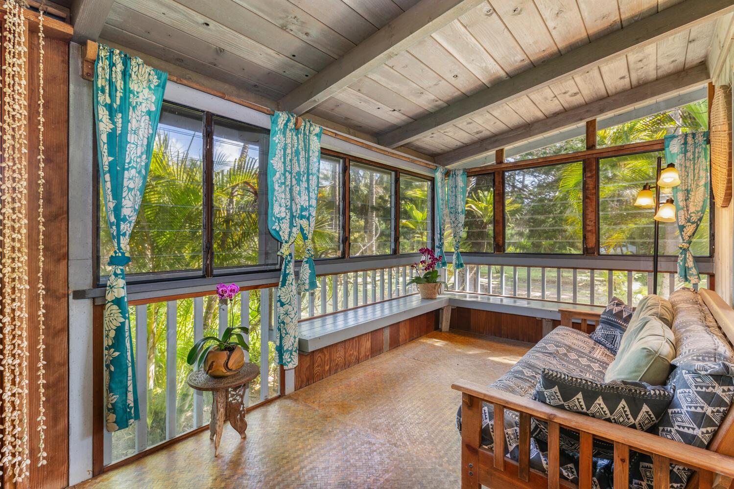 Screened lanai off bedroom