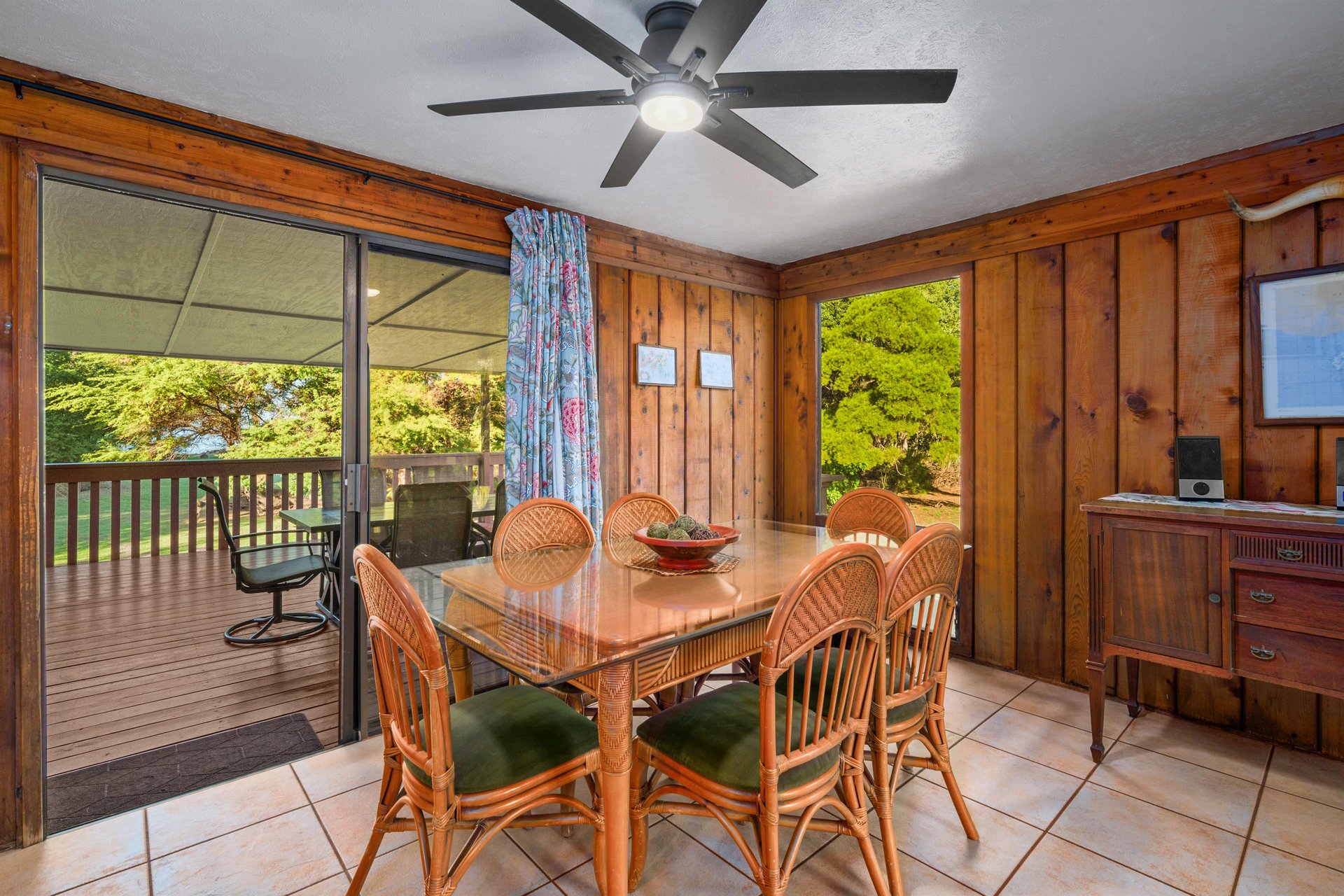 Enjoy home cooked meals indoors or out on the lanai