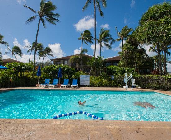Pono Kai pool