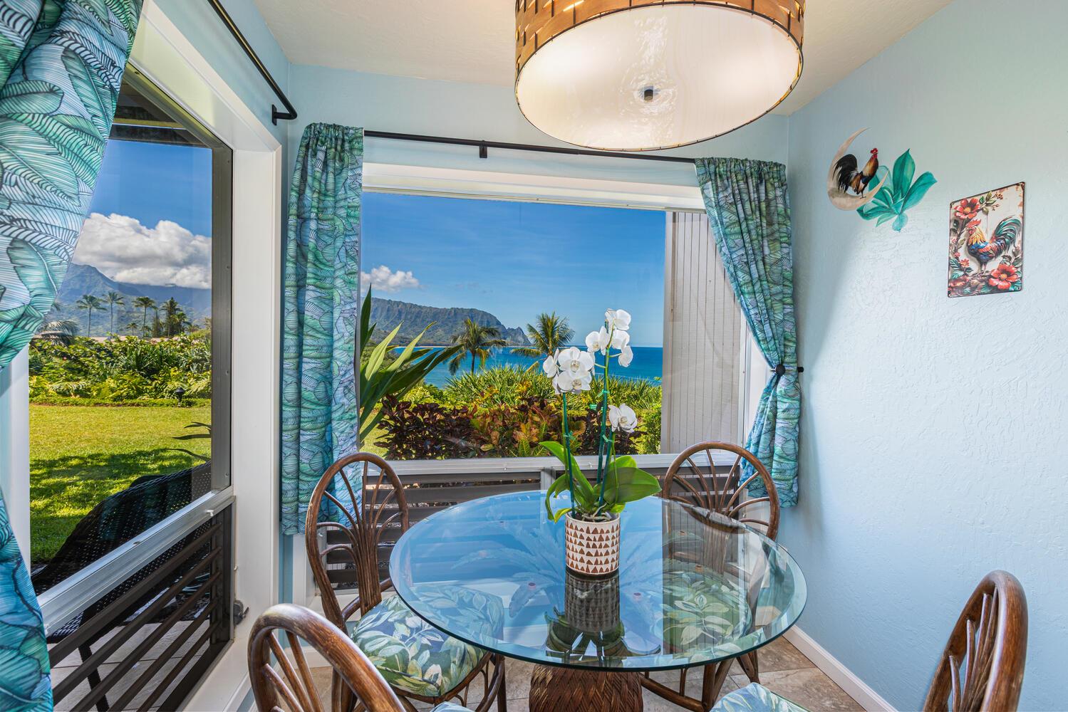 Dine in and enjoy beautiful ocean and mountain views