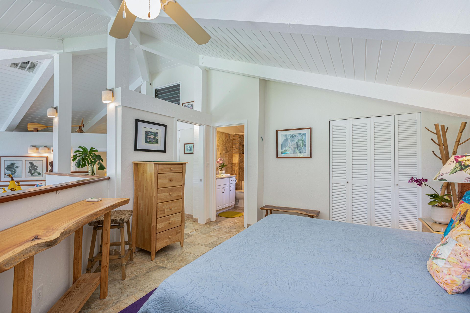 Loftstyle master bedroom has ensuite bathroom