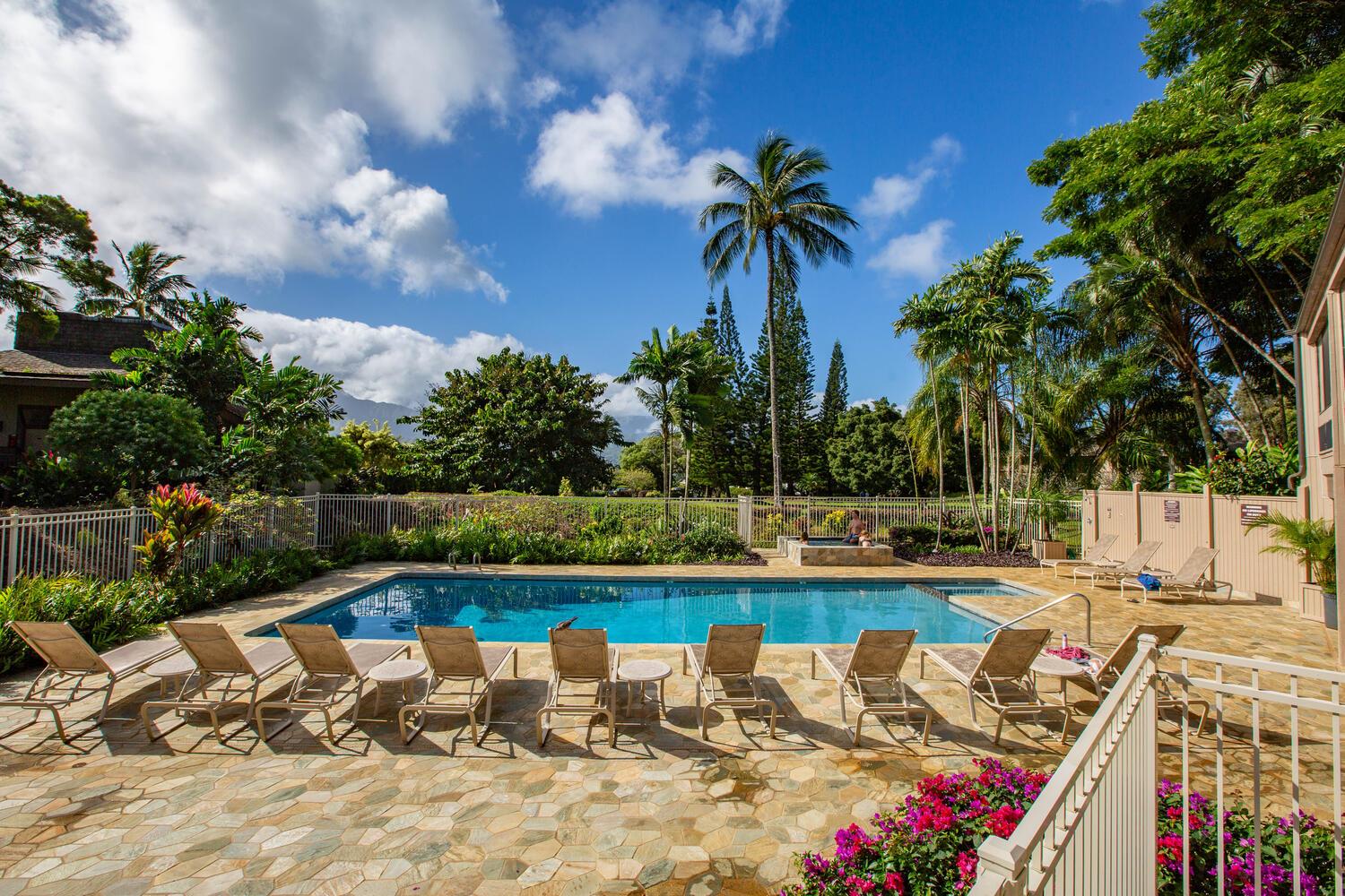 Pali Ke Kua pool