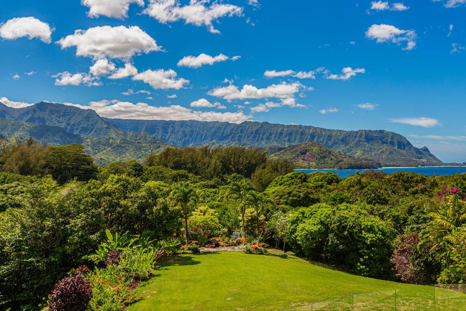 Gorgeous view of famous Bali Hai Mountains