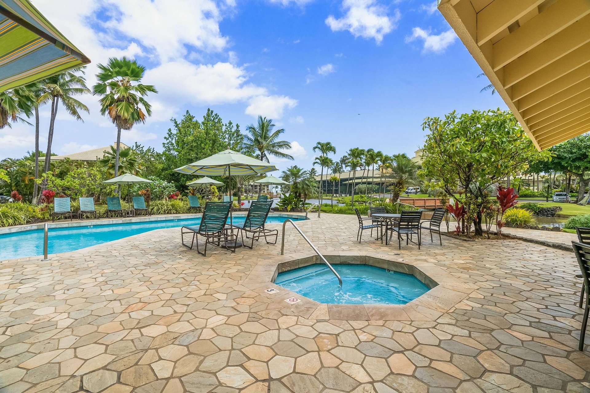 Kauai Beach Villas pool