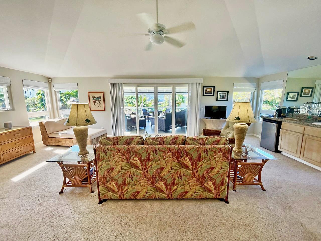 Upstairs living area opens to lanai