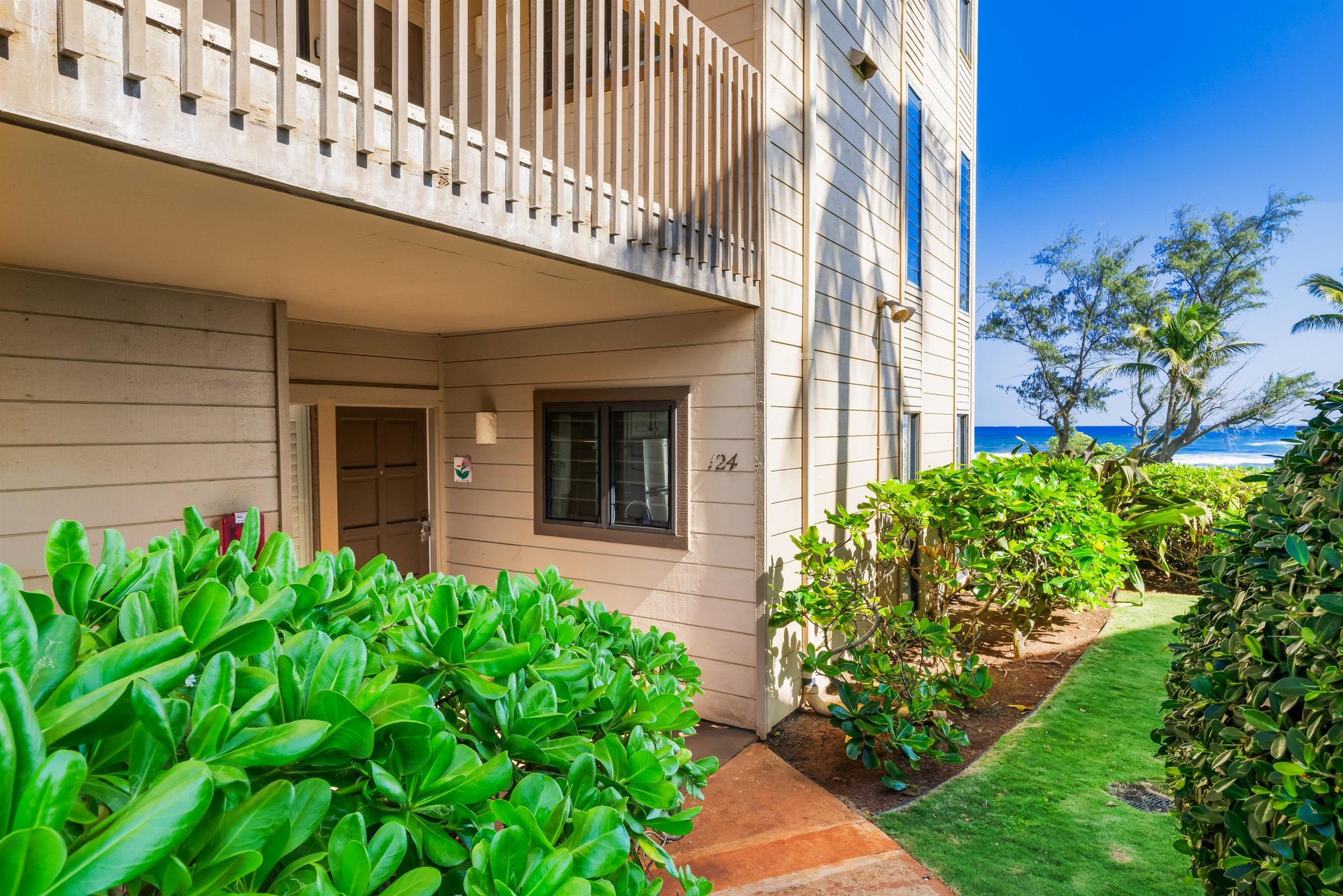 Kaha Lani 124 entry