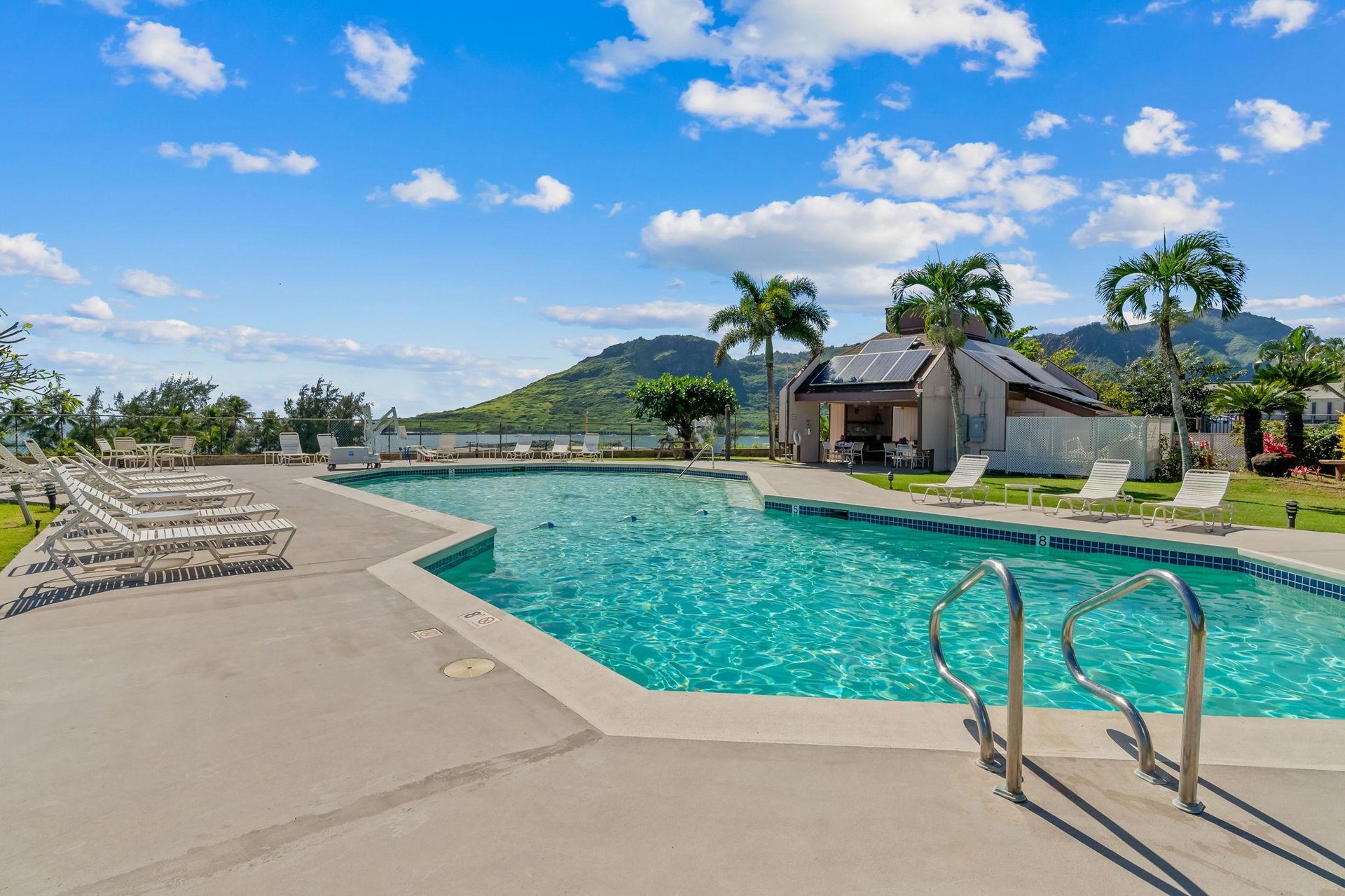 Banyan Harbor pool