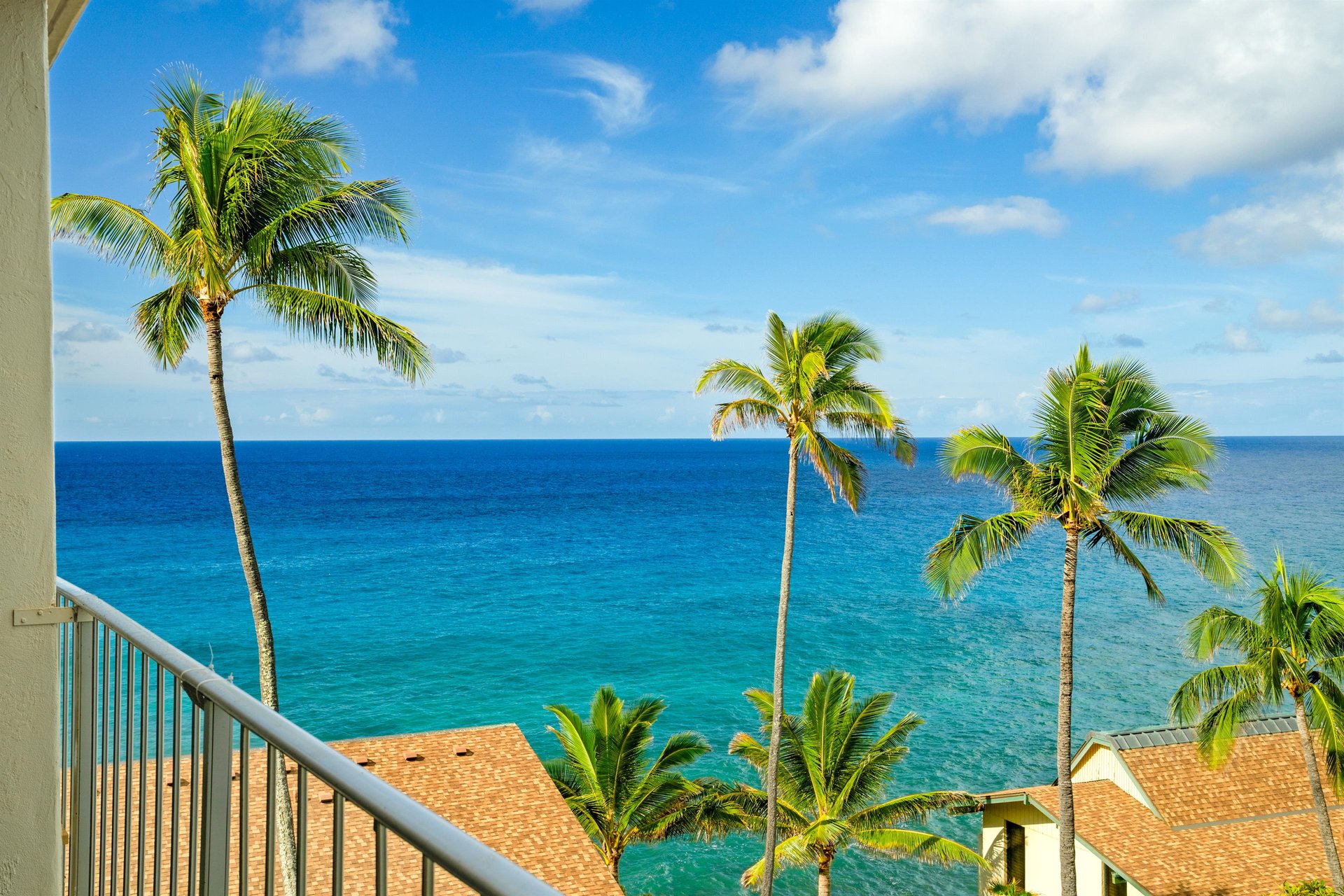 Breathtaking views of ocean from lanai