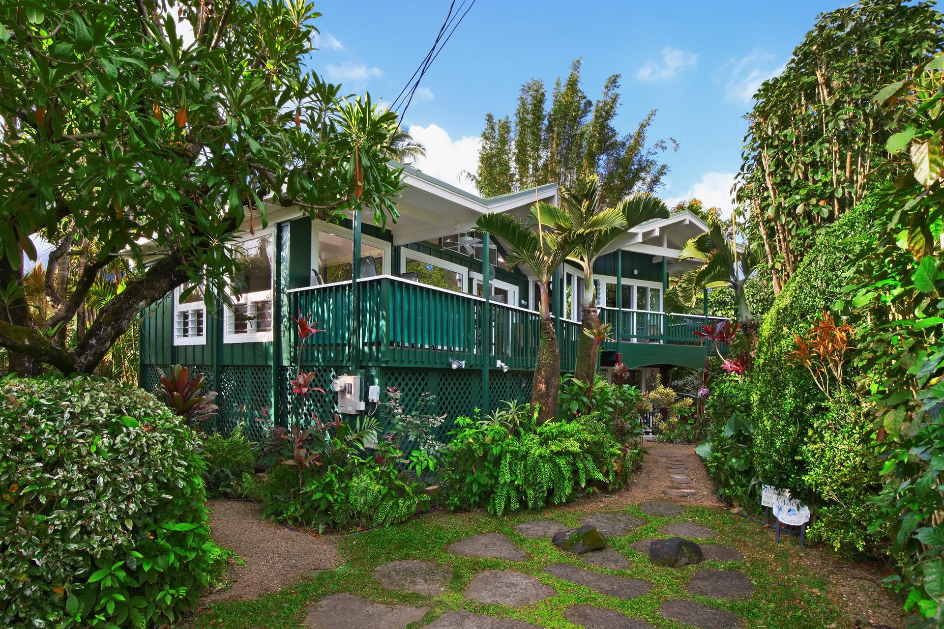 Choose Sunset Hale for your next Vacation