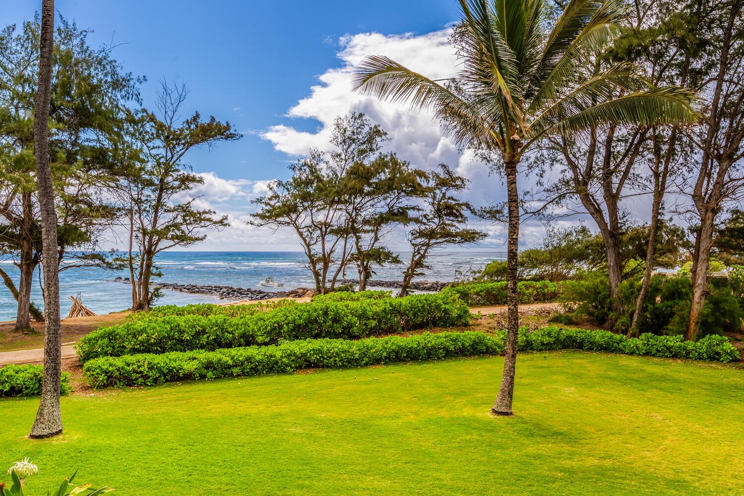 Ocean view from lanai