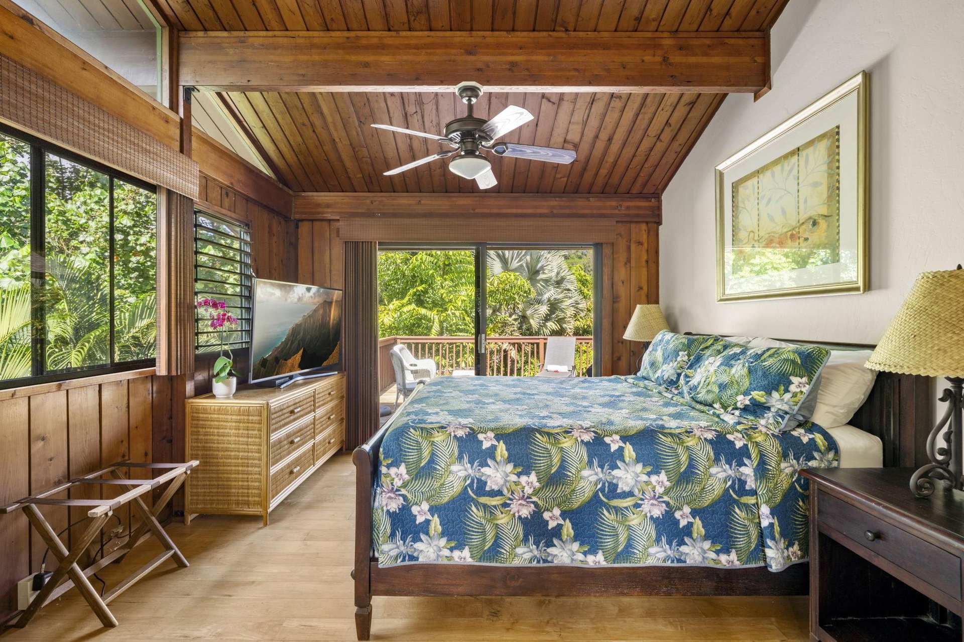 Master bedroom is equipped with King size bed