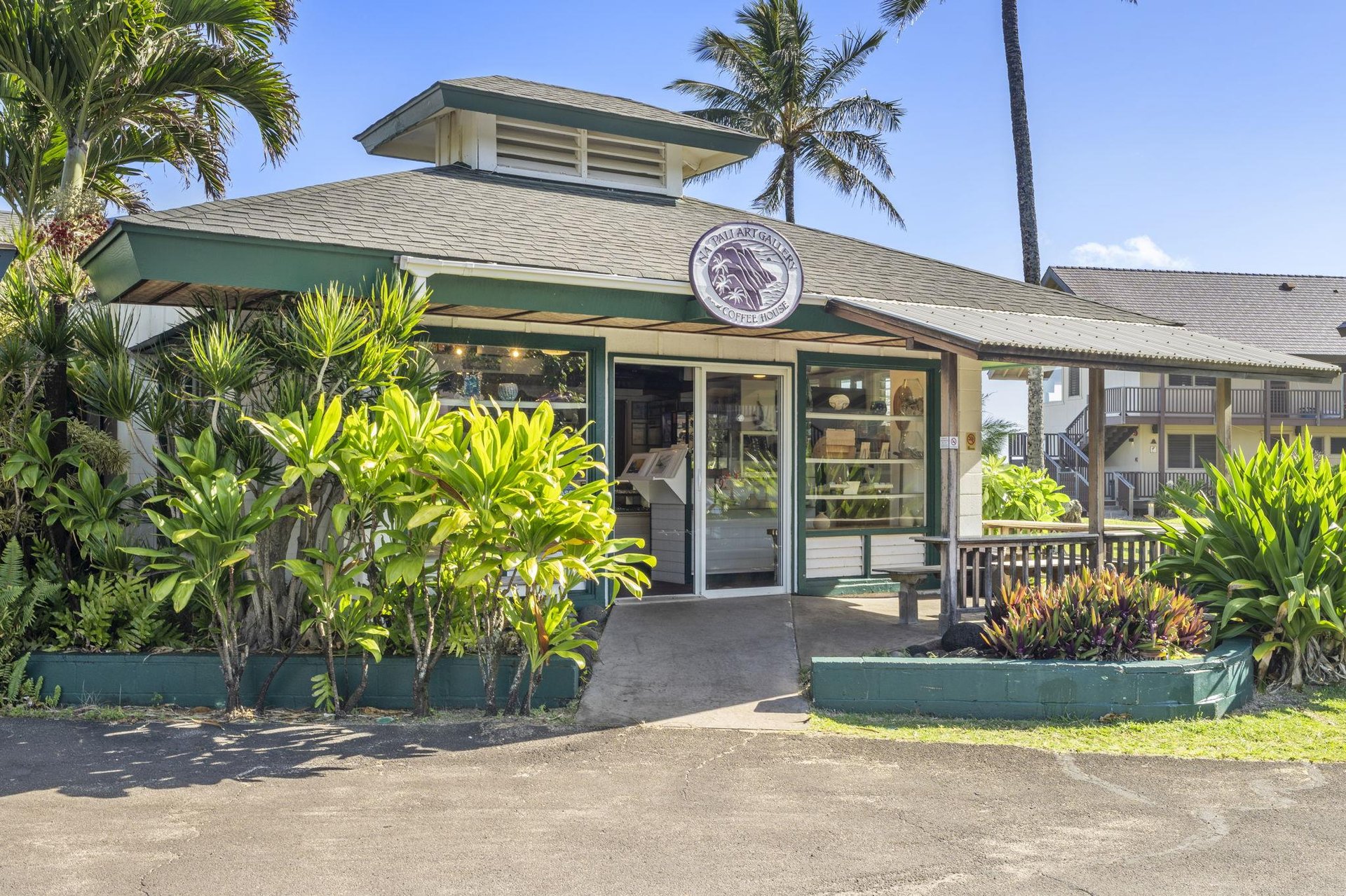 NaPali Art Gallery and Coffee House