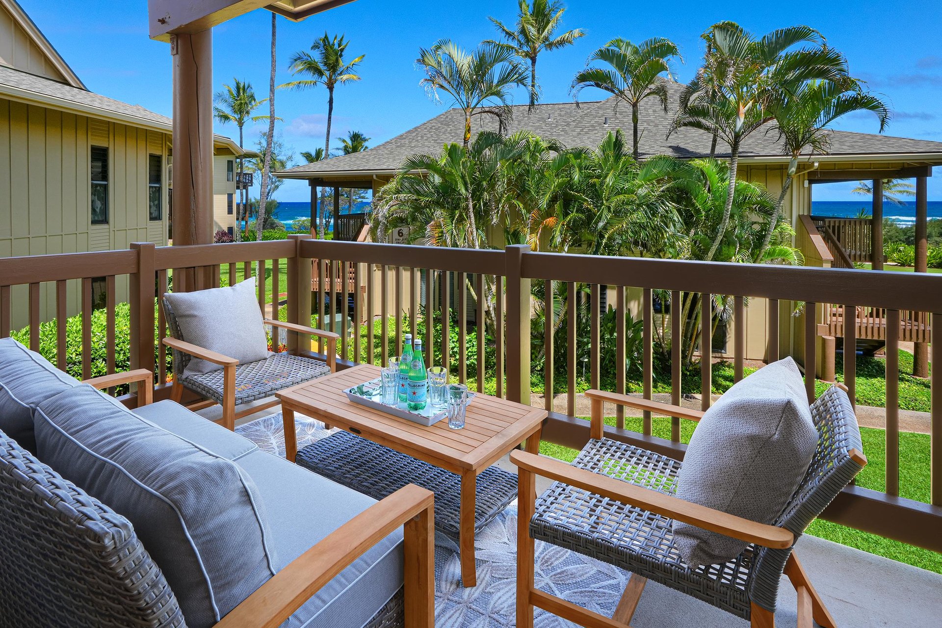 Lanai furniture perfect to relax and unwind