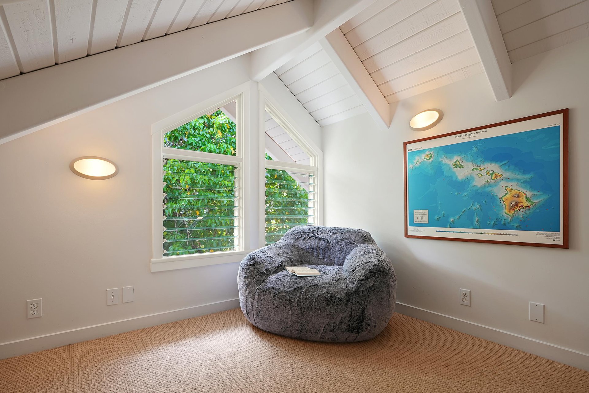 Upstairs reading room