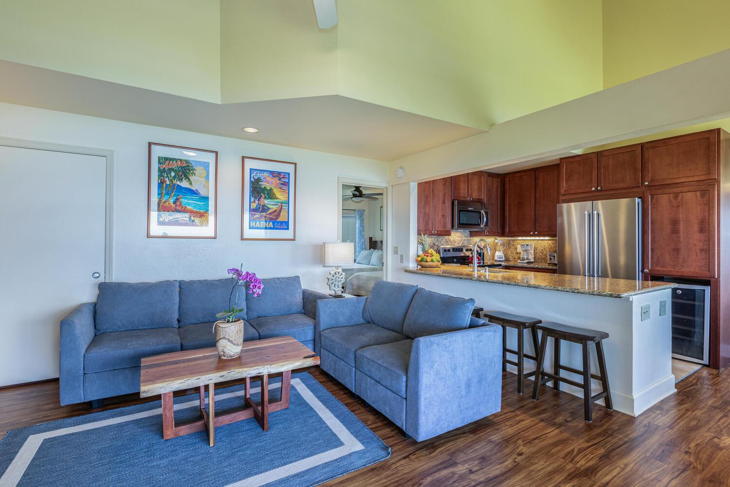 Living area has high ceilings
