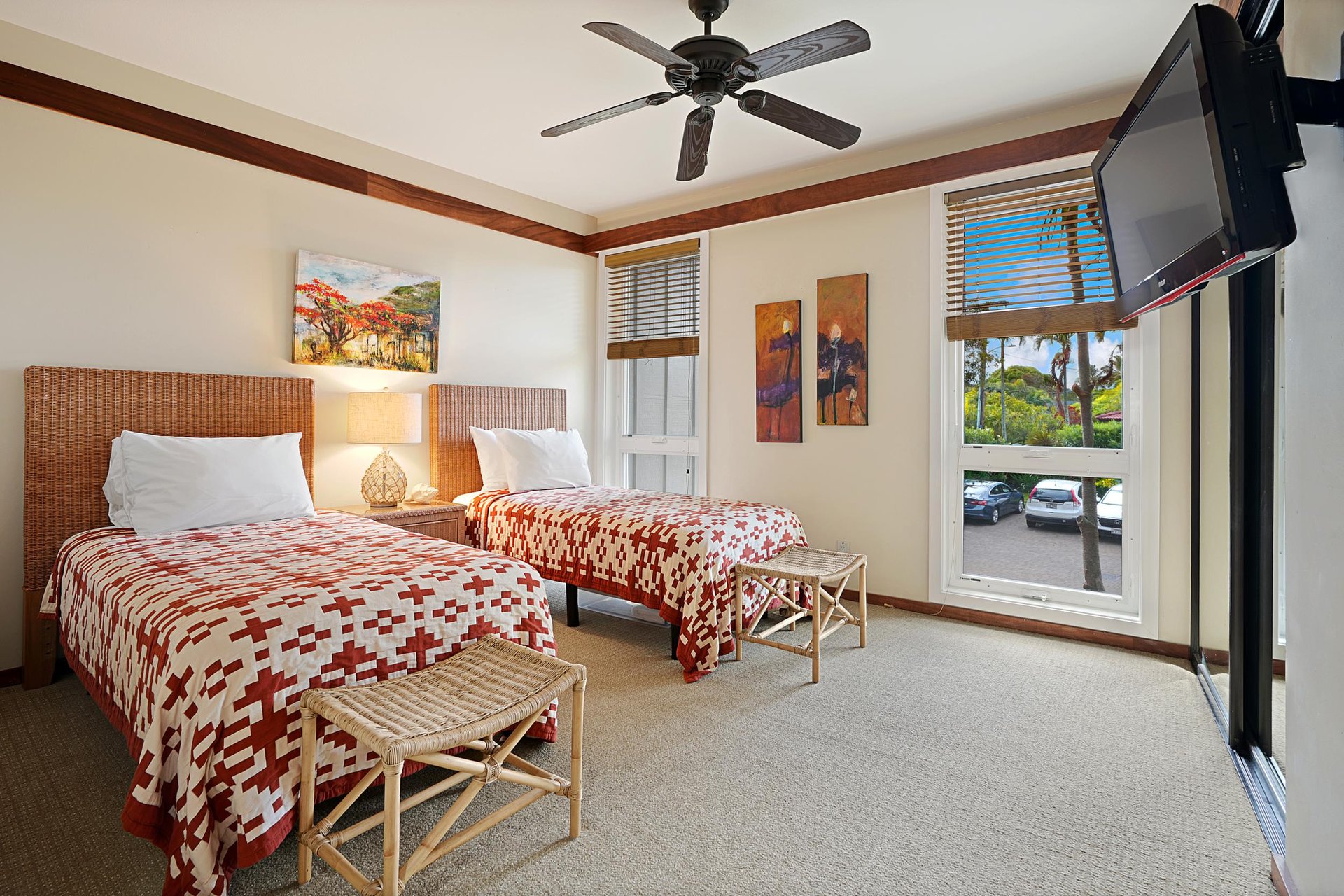 Second bedroom equipped with two twin beds