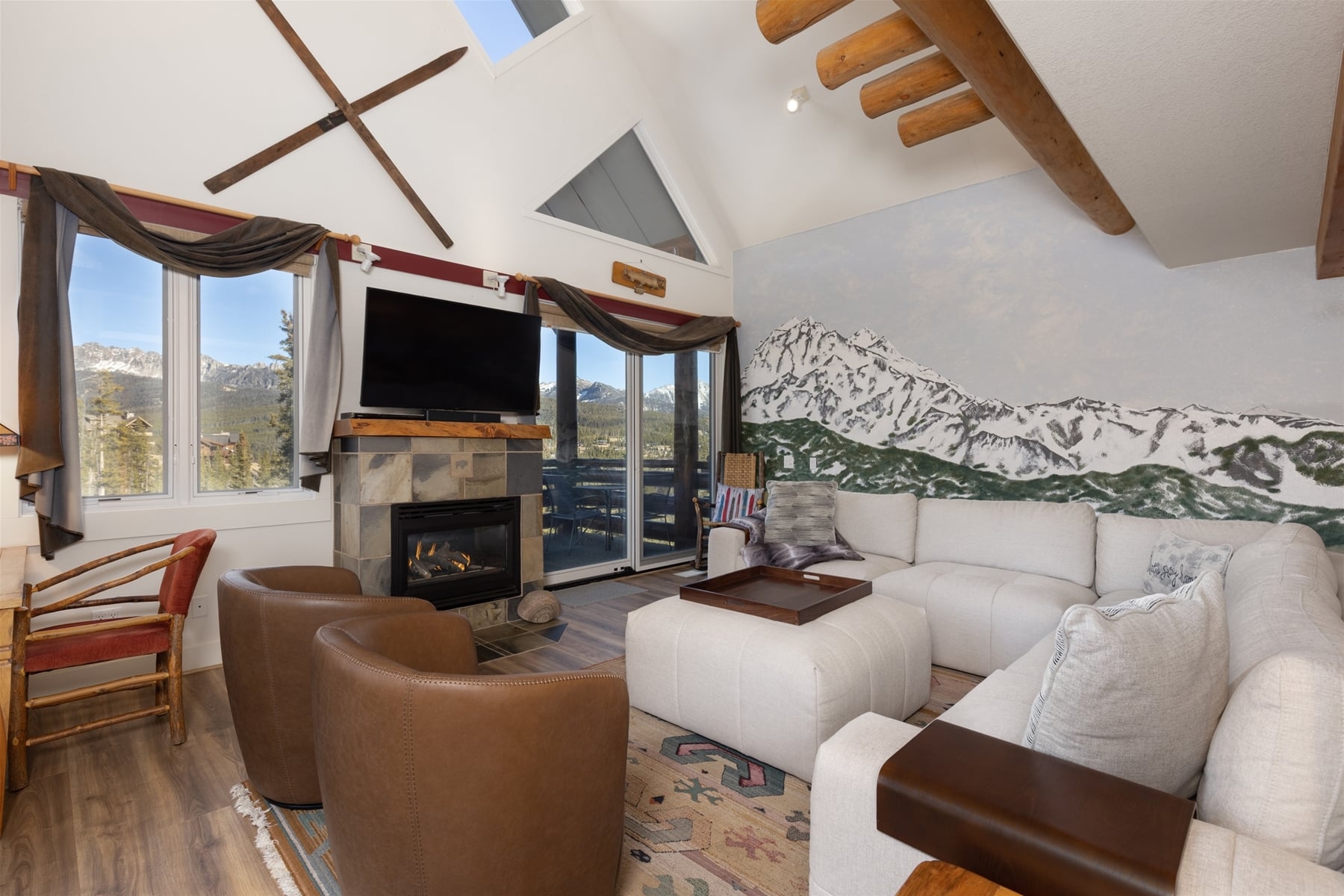 7572 Indoor_living_room
