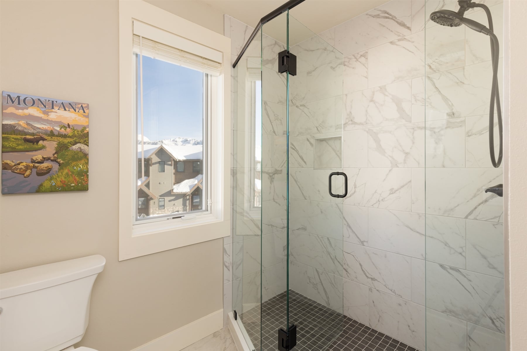 9817 Indoor_room_tiled
