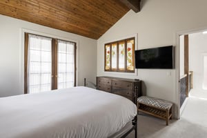 Lush queen bed