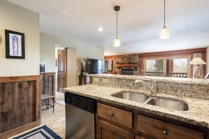 Beautifully upgraded kitchen