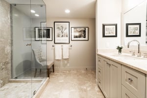 Ensuite main bathroom