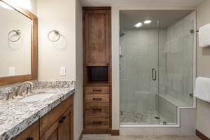 Guest bathroom with walkin tiled shower