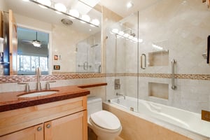 Ensuite full main bathroom