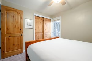 Queen bed in the guest bedroom