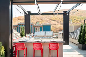 BBQ with bar counter seating