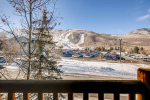 Park City LodgingPowder Pointe 303B