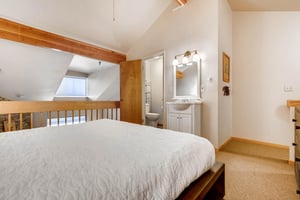 Loft bedroom king bed private bath  ParkCityLodging_PowderPointe303B_Loft_2