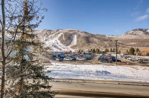 Park City LodgingPowder Pointe 303B