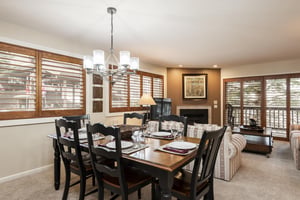 Dining area with seating for 6