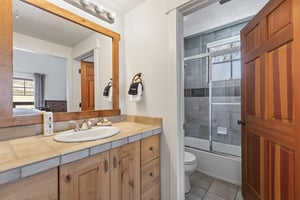 The three bedroom Town Pointe B205 condominium offers skiin and out access to Town Lift and walking distance to Historic Main Street.