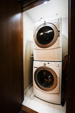 Private stacked washerdryer
