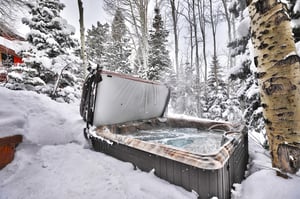 Aspen Hollow 6 offers a private hot tub.