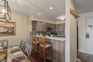 Snow Flower 127s kitchen and open concept dining area.