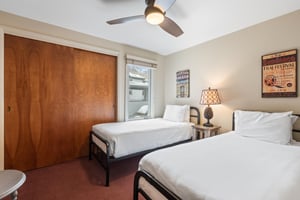 The second bedroom has two twinsize beds that can be made into a kingsize bed with 24hours notice.