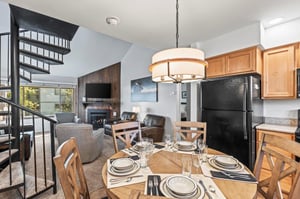 Snow Flower 79 offers an open concept dining area with seating for five guests.
