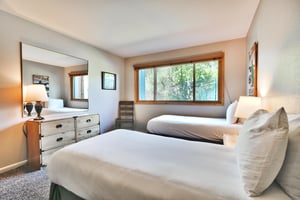 The second bedroom twins can be made into a king with advance notice